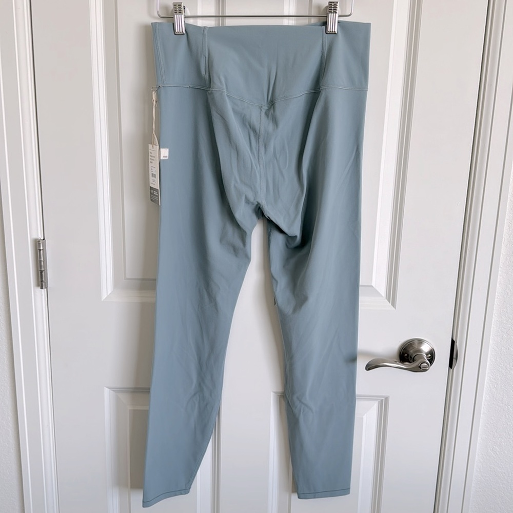 Vuori | Bliss Blend All the Feels Leggings | Ether - Picture 8 of 11